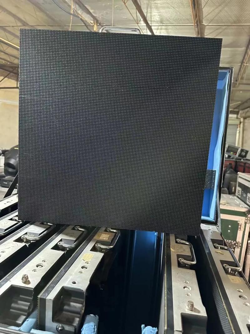 100平方雷凌四代箱体3.91室内LED显示屏与诺瓦系统应用解析